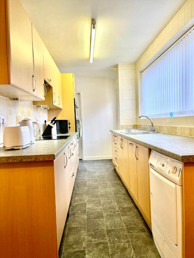 Lotus Home Wallasey Esterno foto