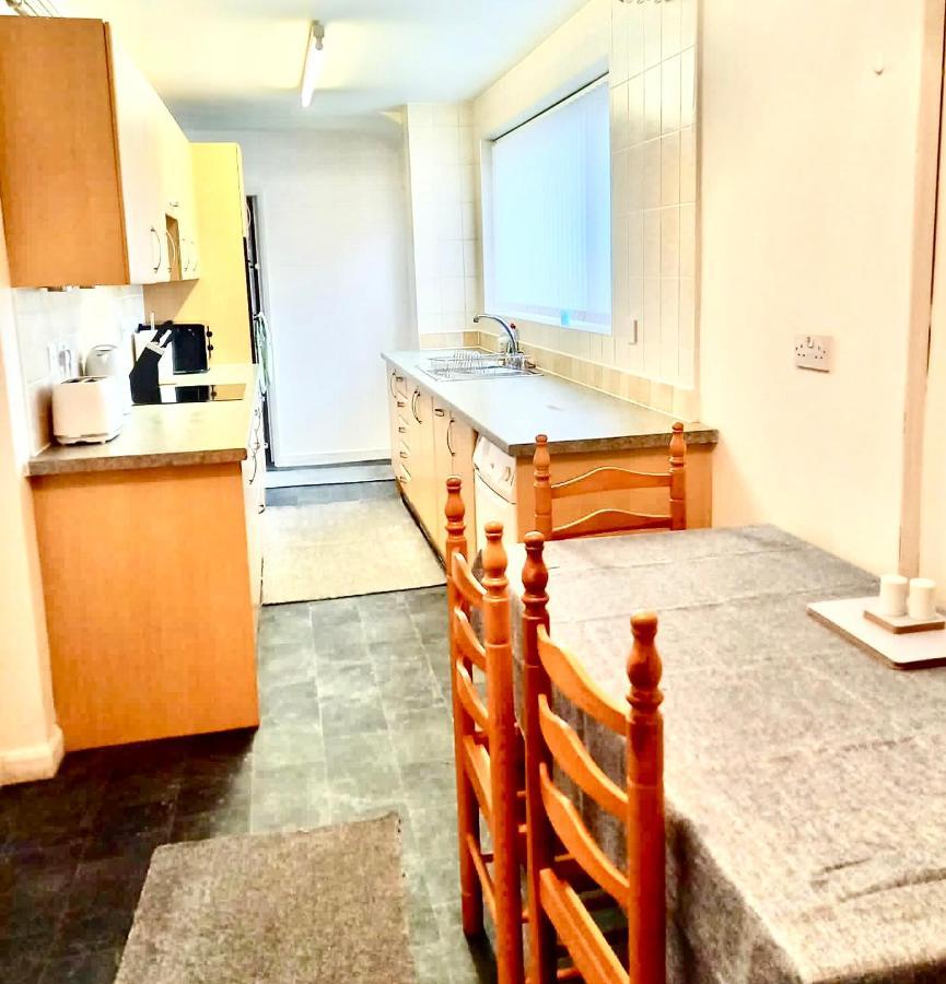 Lotus Home Wallasey Esterno foto